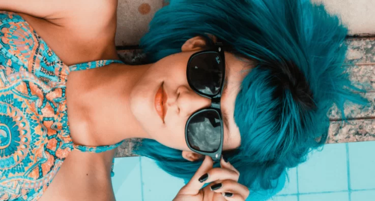 green-hair-women-864x467 green-hair-women-864x467